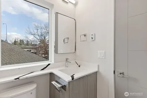 2921 Franklin Avenue E Seattle WA 98102