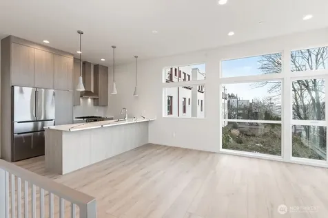 2921 Franklin Avenue E Seattle WA 98102