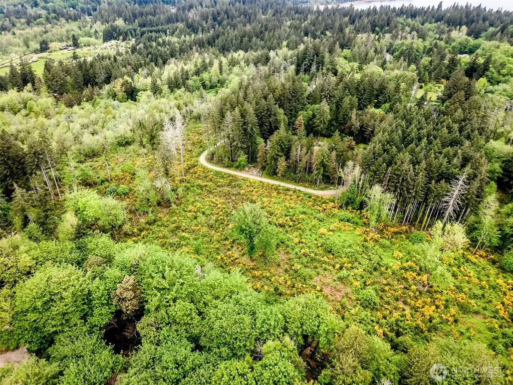 4 9th Street SW Lakebay WA 98349