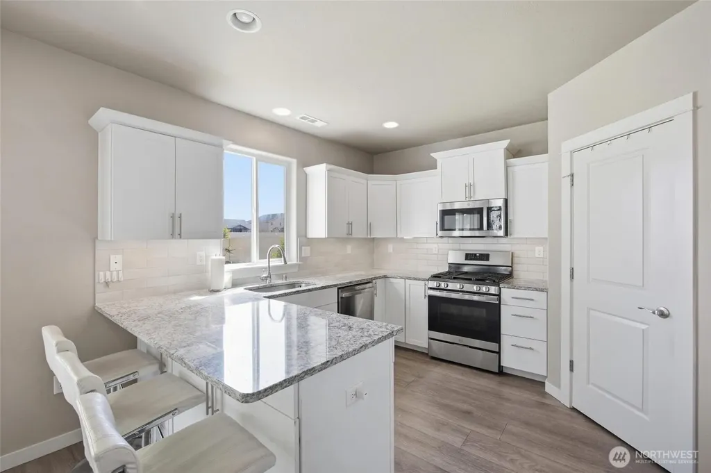 6315 Cottonwood Loop Yakima WA 98903