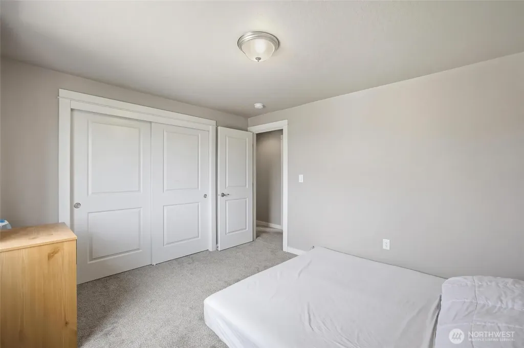 6315 Cottonwood Loop Yakima WA 98903