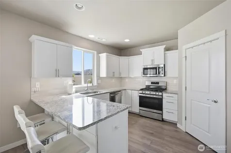 6315 Cottonwood Loop Yakima WA 98903