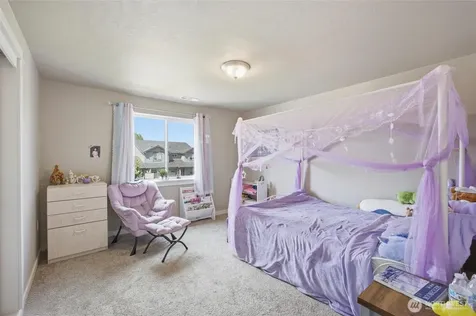 6315 Cottonwood Loop Yakima WA 98903