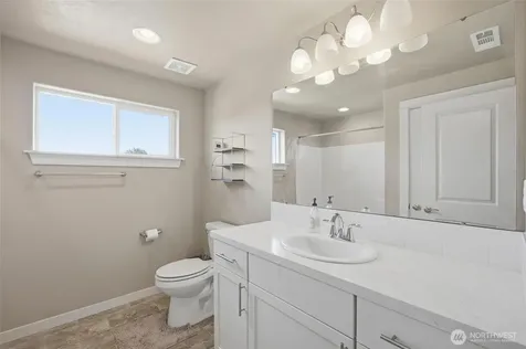 6315 Cottonwood Loop Yakima WA 98903