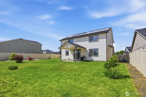 6315 Cottonwood Loop Yakima WA 98903