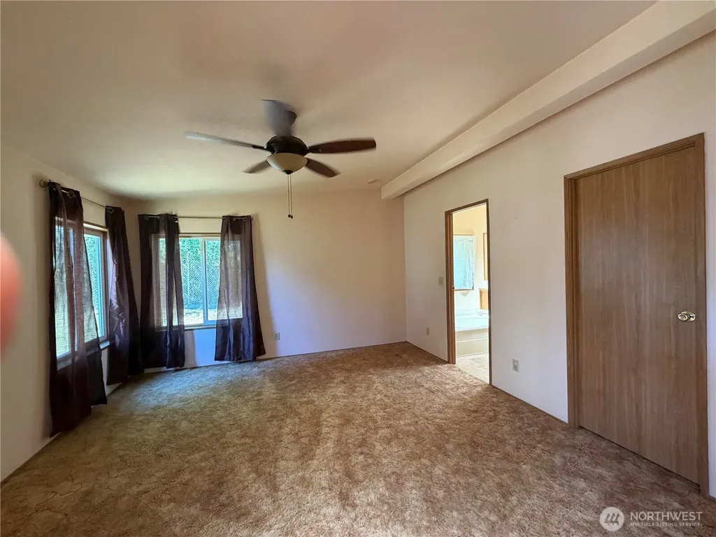 611 Cedar Avenue Port Hadlock WA 98339