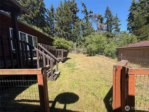 611 Cedar Avenue Port Hadlock WA 98339