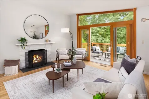 217 NW 6th Street Renton WA 98057