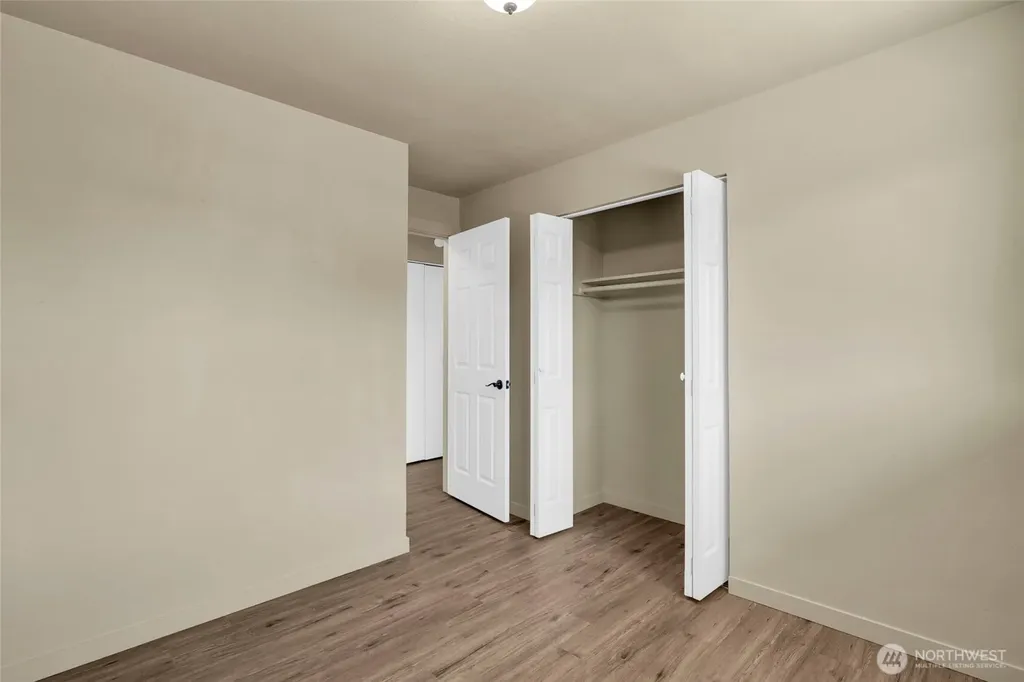 1003 S Evergreen Drive Moses Lake WA 98837
