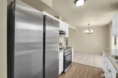 1003 S Evergreen Drive Moses Lake WA 98837