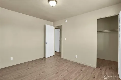 1003 S Evergreen Drive Moses Lake WA 98837