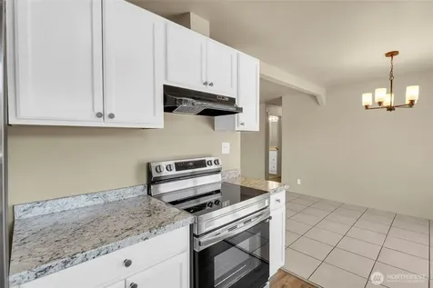 1003 S Evergreen Drive Moses Lake WA 98837