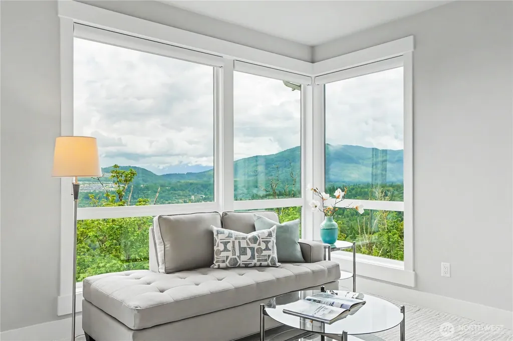 510 Viewcrest Drive NW Issaquah WA 98027