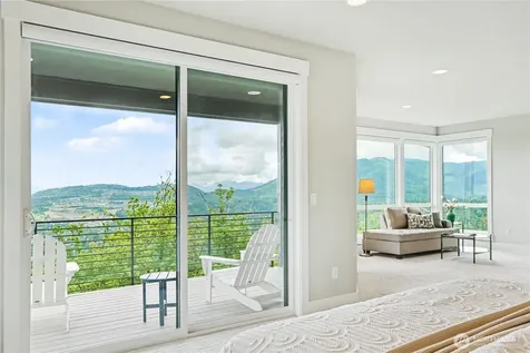 510 Viewcrest Drive NW Issaquah WA 98027