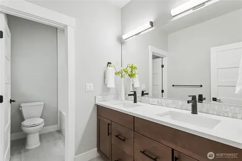 510 Viewcrest Drive NW Issaquah WA 98027