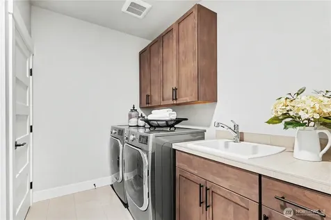 510 Viewcrest Drive NW Issaquah WA 98027