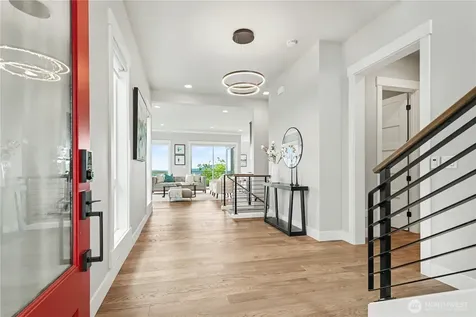 510 Viewcrest Drive NW Issaquah WA 98027