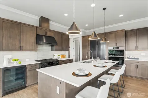 510 Viewcrest Drive NW Issaquah WA 98027