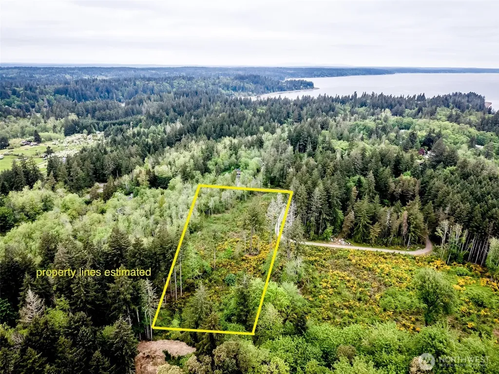 2 156th Avenue SW Lakebay WA 98349