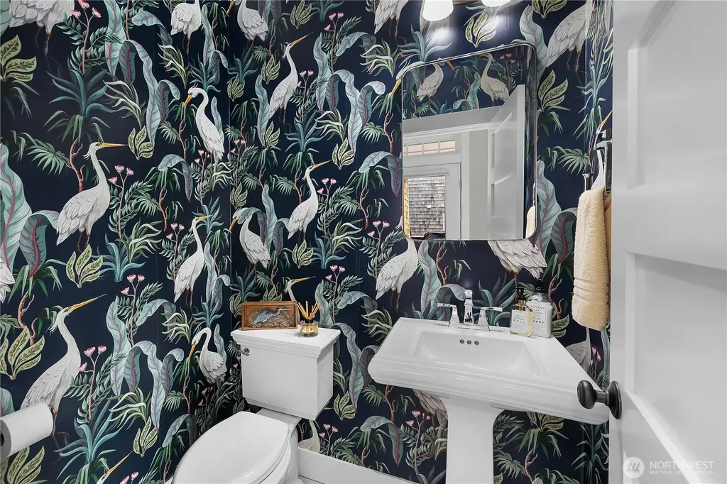 41 Cedar Run Loop Pacific Beach WA 98571
