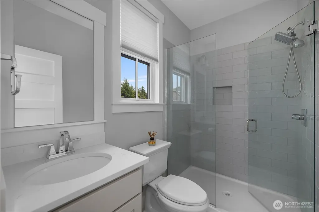 41 Cedar Run Loop Pacific Beach WA 98571