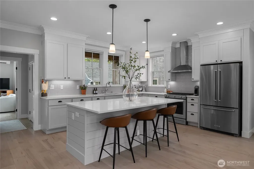 41 Cedar Run Loop Pacific Beach WA 98571