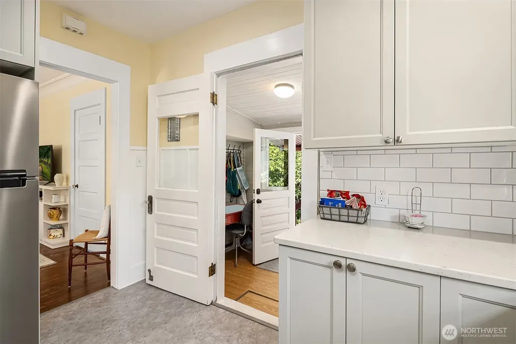 6418 49th Avenue SW Seattle WA 98166