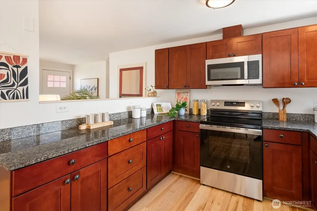 11935 8th Avenue SW Seattle WA 98146