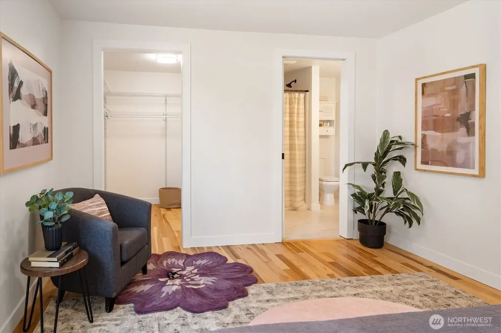 11935 8th Avenue SW Seattle WA 98146