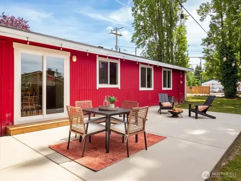 11935 8th Avenue SW Seattle WA 98146