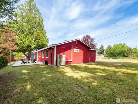 11935 8th Avenue SW Seattle WA 98146