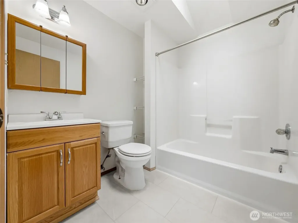 8816 188th Avenue E Bonney Lake WA 98391