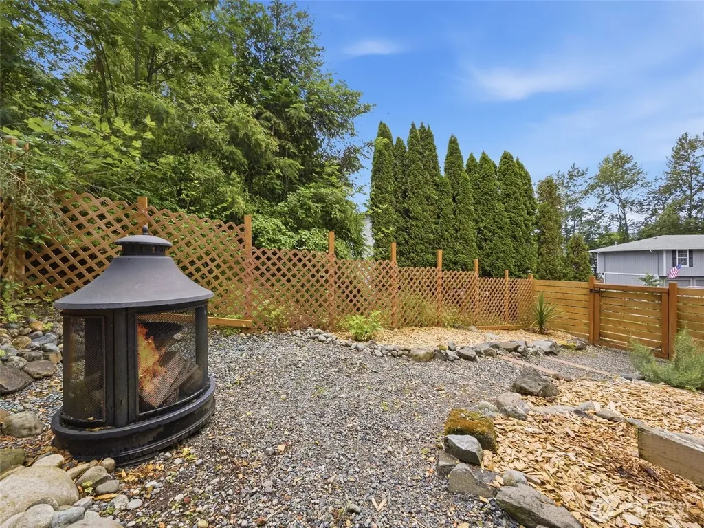 8816 188th Avenue E Bonney Lake WA 98391