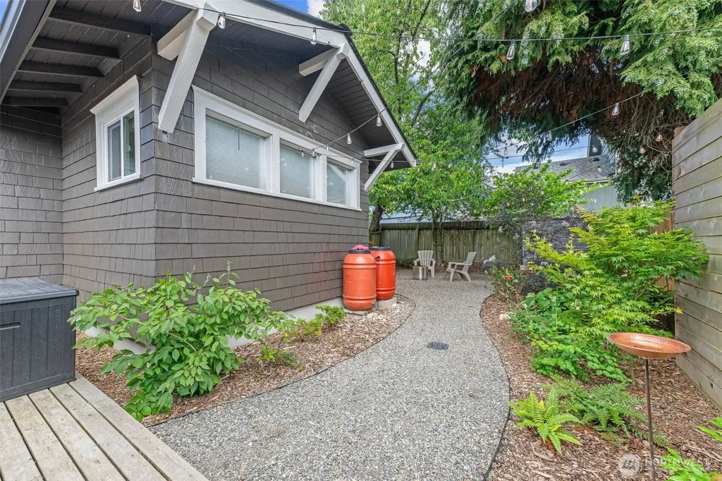 611 S Washington Street Tacoma WA 98405