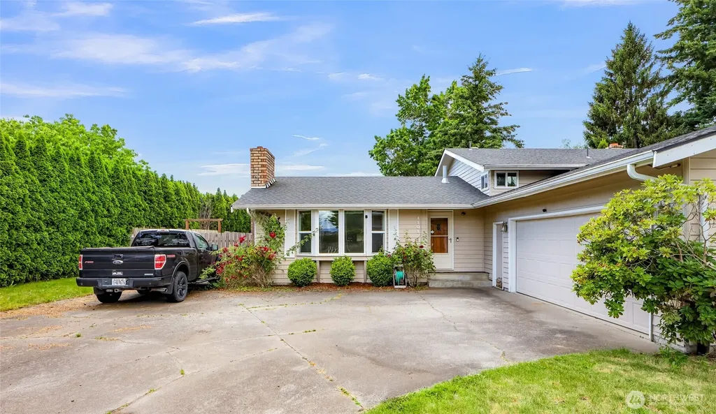 1101 N Garden Way Lynden WA 98264