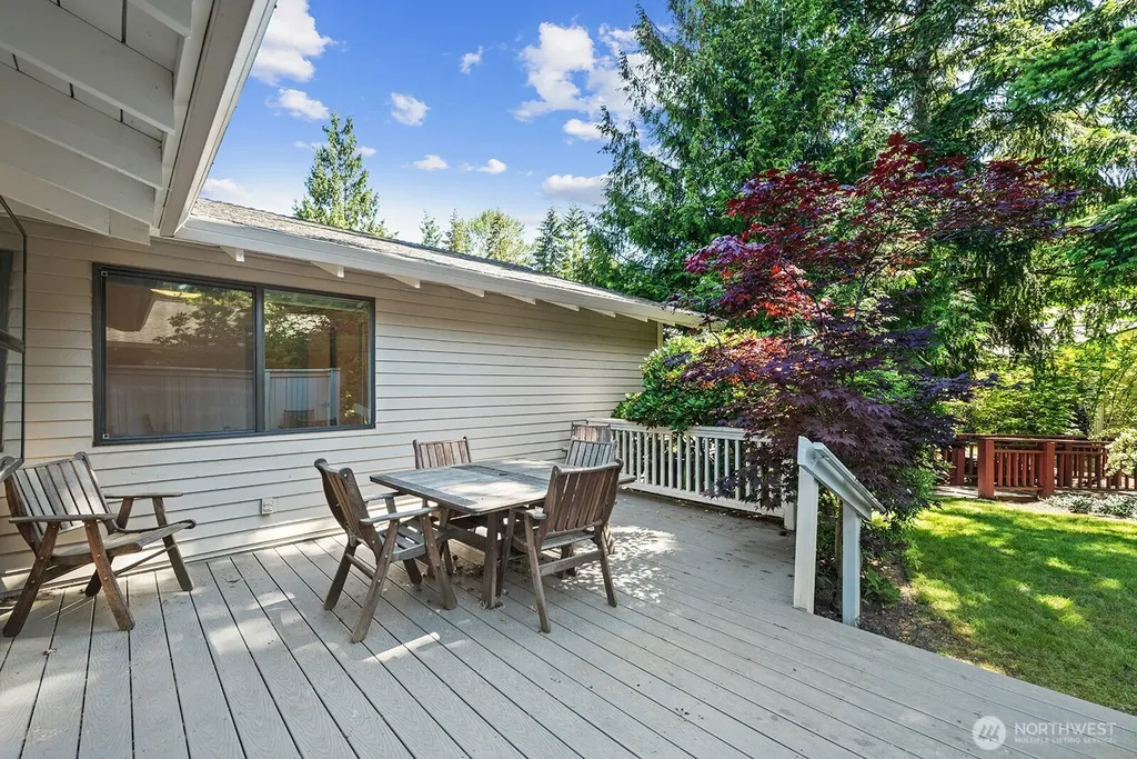 11512 103rd Place NE Kirkland WA 98033