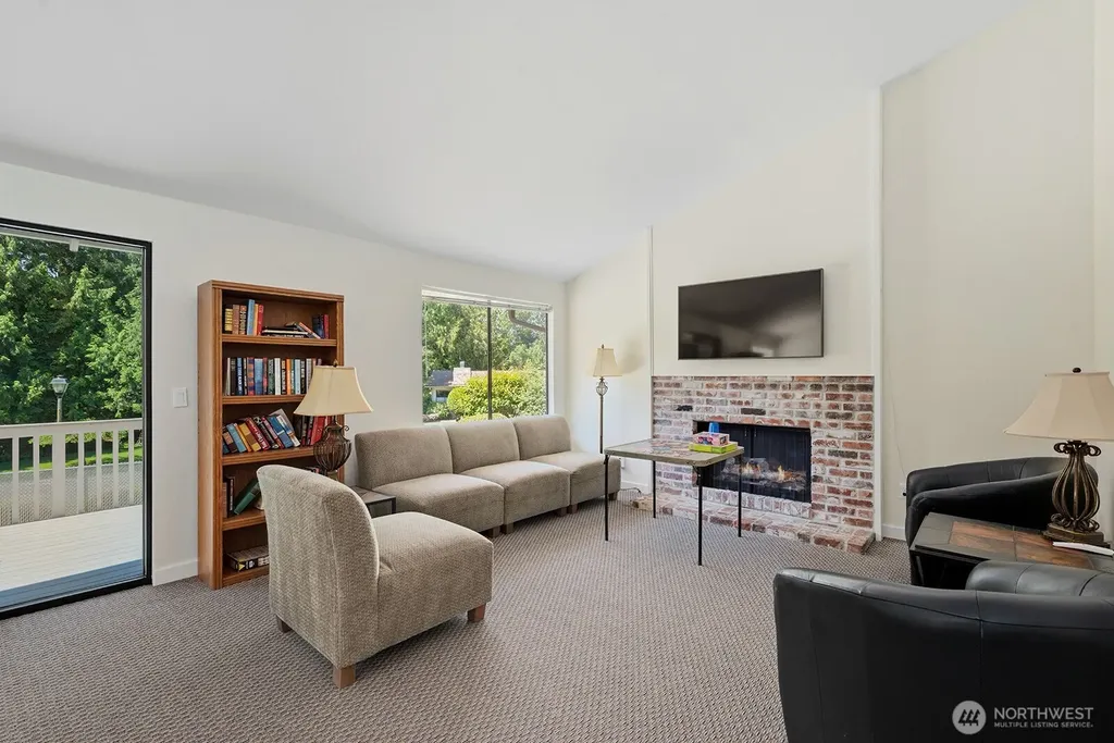 11512 103rd Place NE Kirkland WA 98033