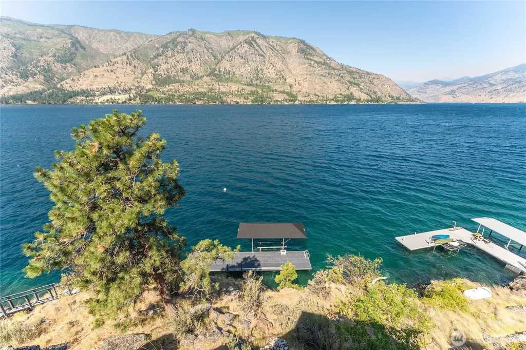 152 Waterfront Terrace Lane Manson WA 98831