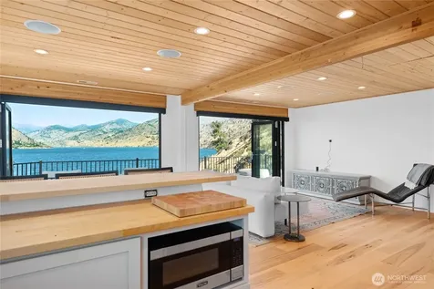 152 Waterfront Terrace Lane Manson WA 98831