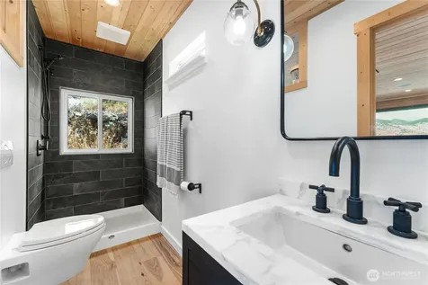 152 Waterfront Terrace Lane Manson WA 98831