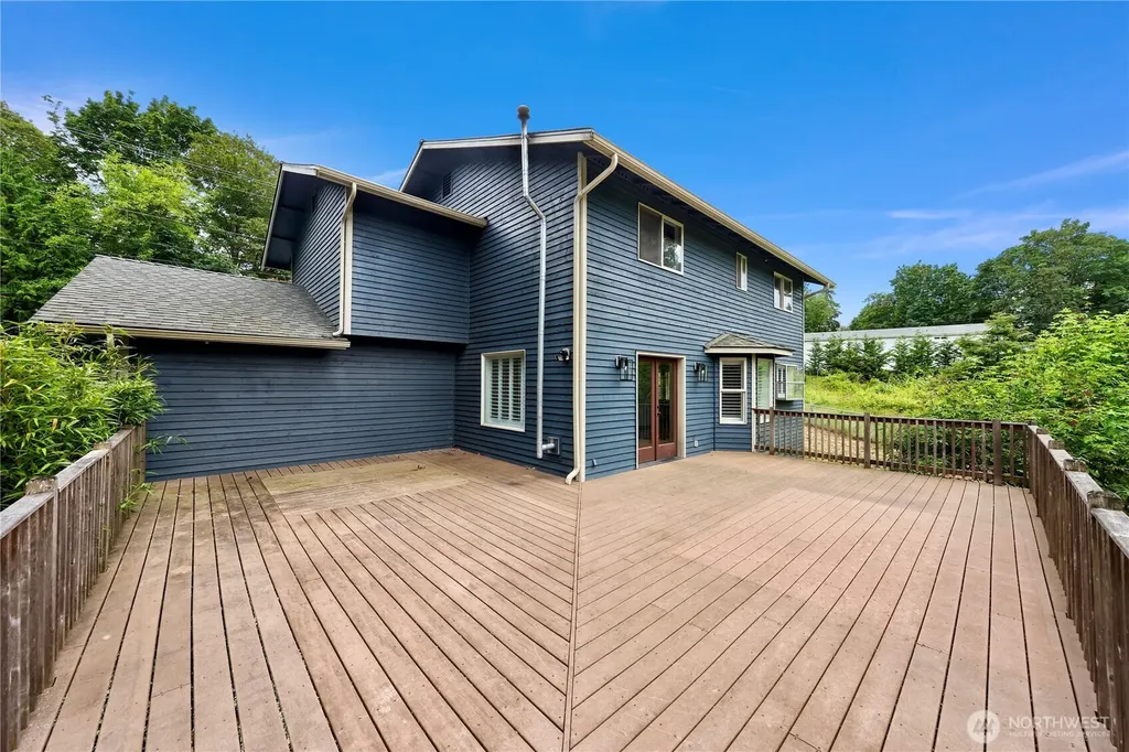 3192 Santa Fe Court Camano Island WA 98282