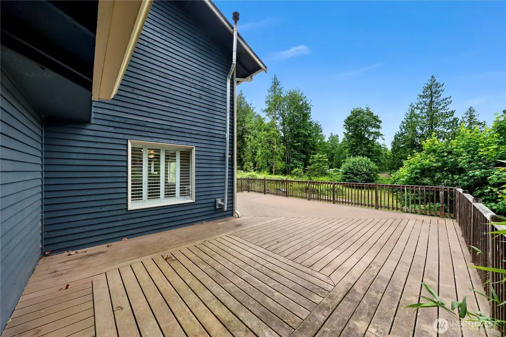3192 Santa Fe Court Camano Island WA 98282