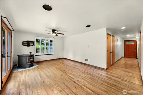 3192 Santa Fe Court Camano Island WA 98282