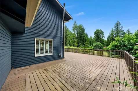 3192 Santa Fe Court Camano Island WA 98282