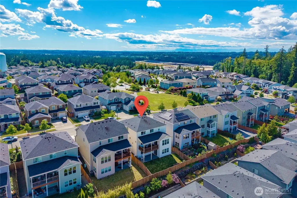 25714 207th Avenue SE Covington WA 98042