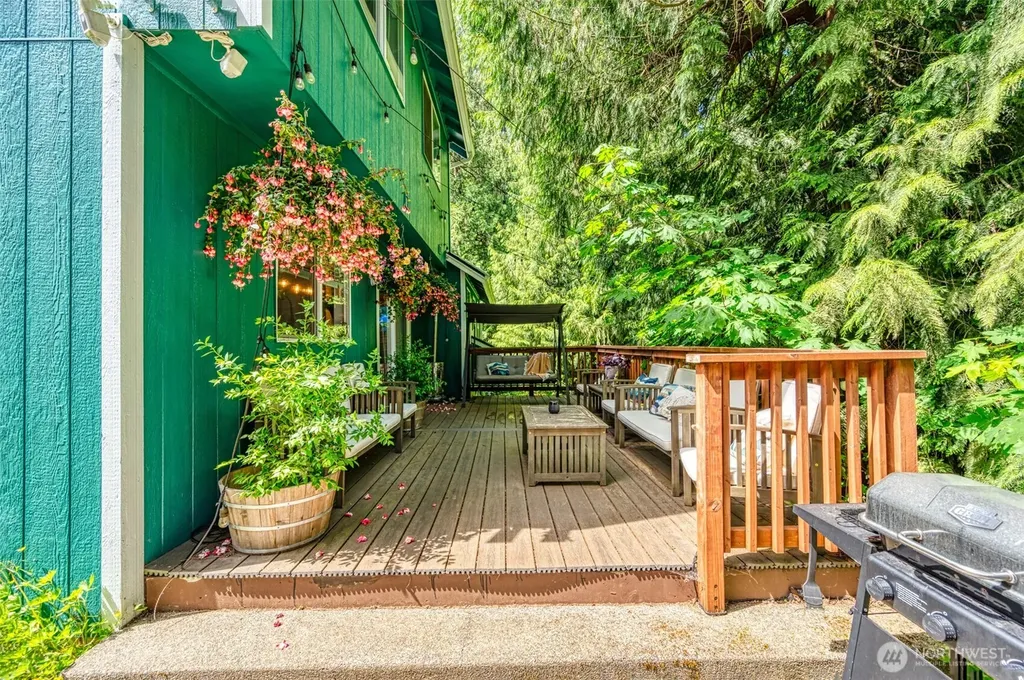1864 21st Avenue SE Olympia WA 98501
