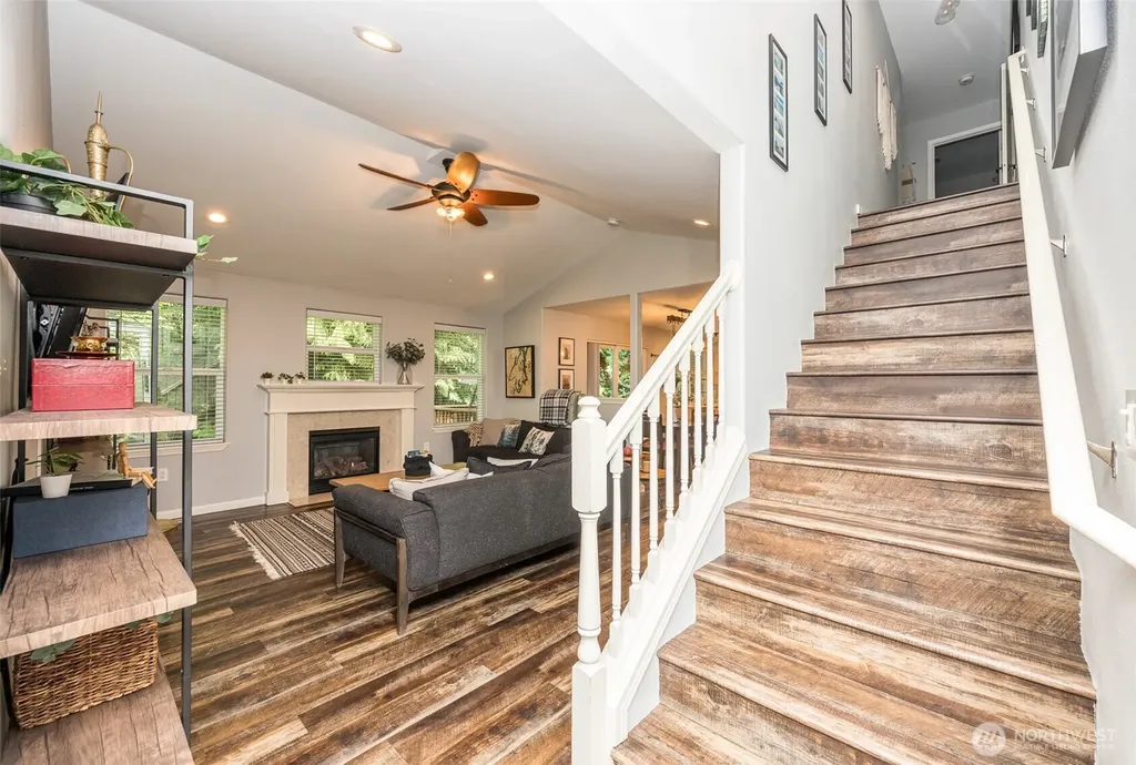 1864 21st Avenue SE Olympia WA 98501