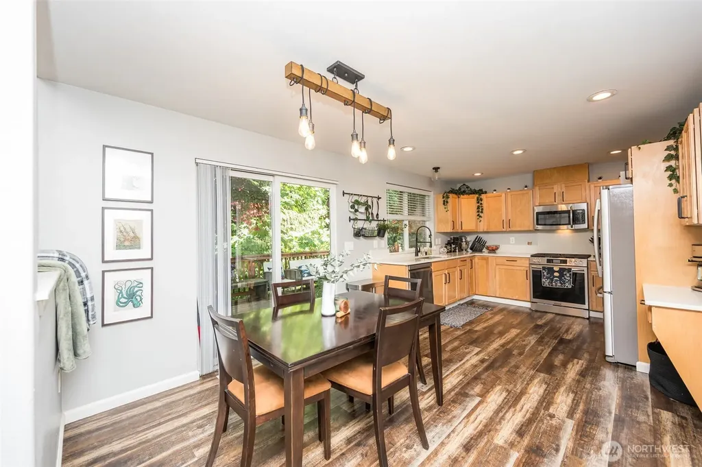1864 21st Avenue SE Olympia WA 98501