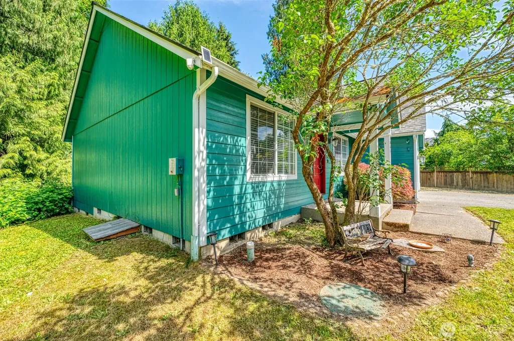 1864 21st Avenue SE Olympia WA 98501