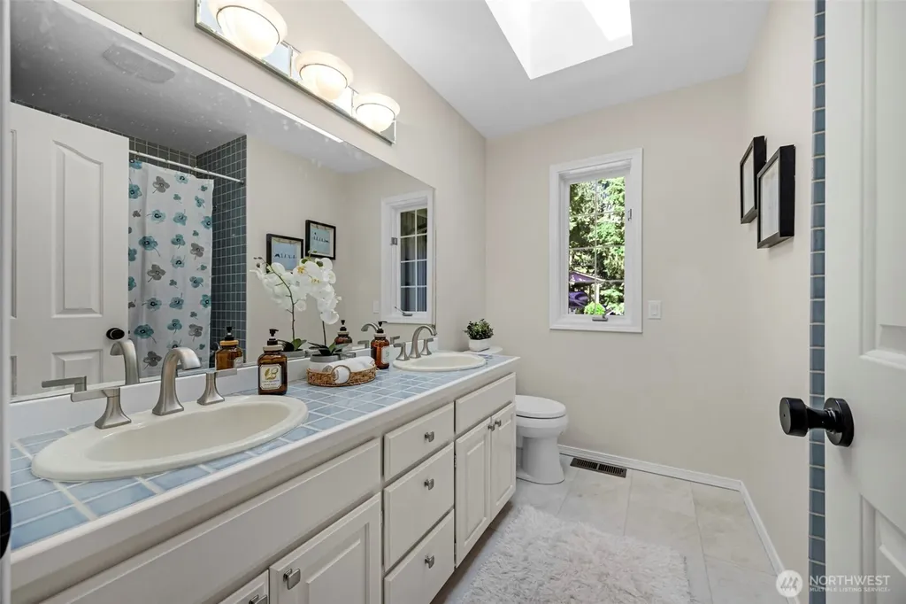 8412 E Meadow Lake Drive Snohomish WA 98290